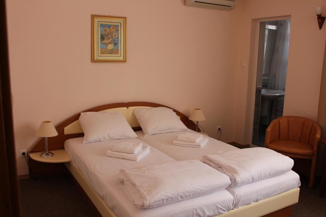 Arlanda Hotel Sveti Vlas Exterior photo